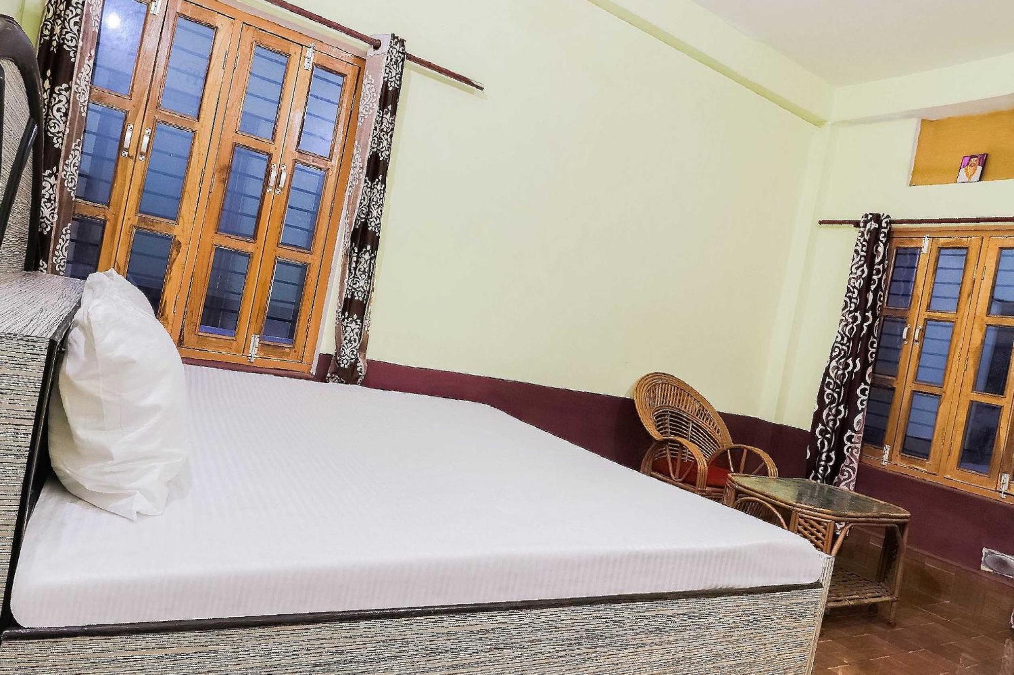 Hotel O Jyotish House Ayodhya Ngoại thất bức ảnh