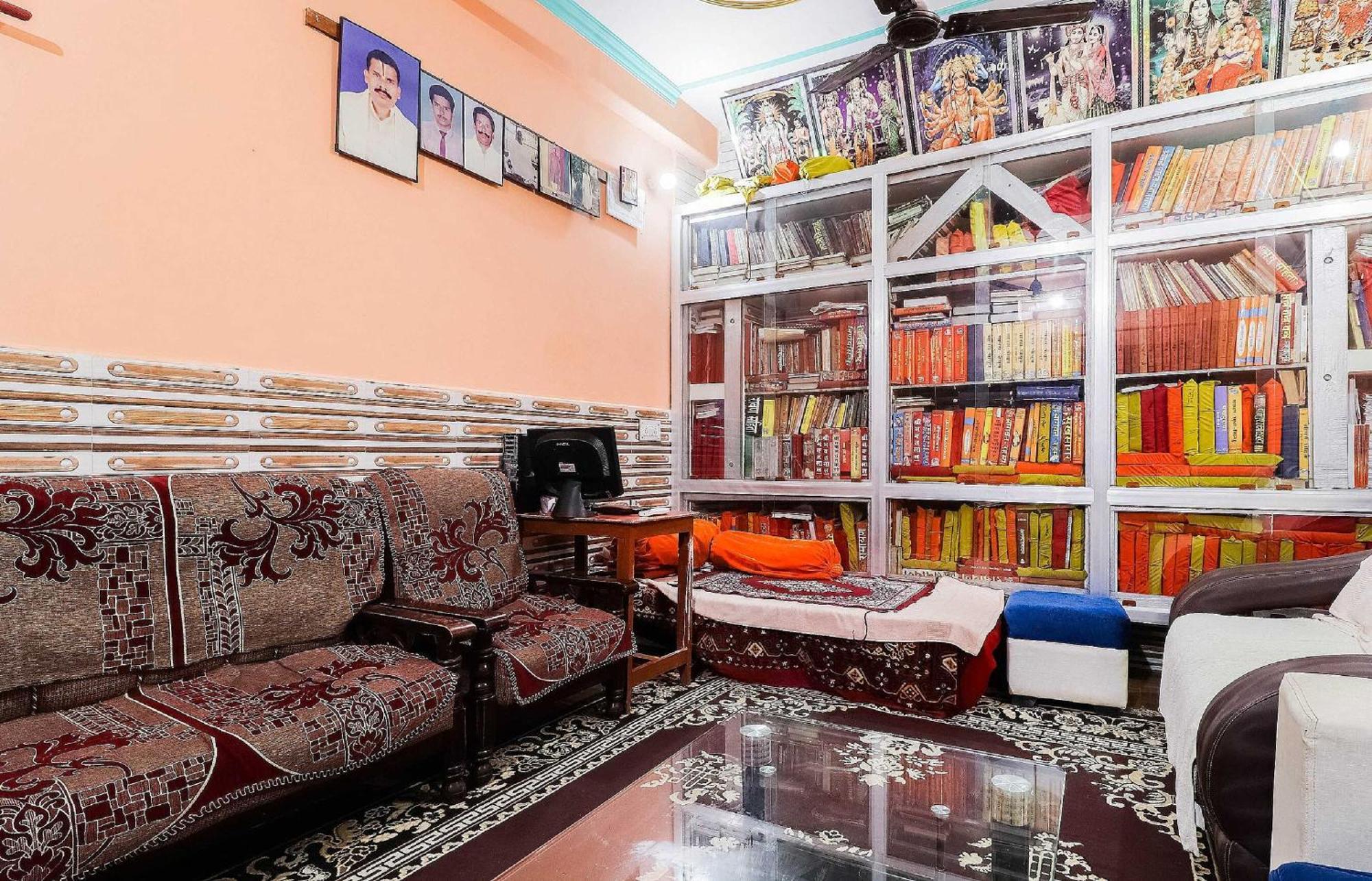 Hotel O Jyotish House Ayodhya Ngoại thất bức ảnh